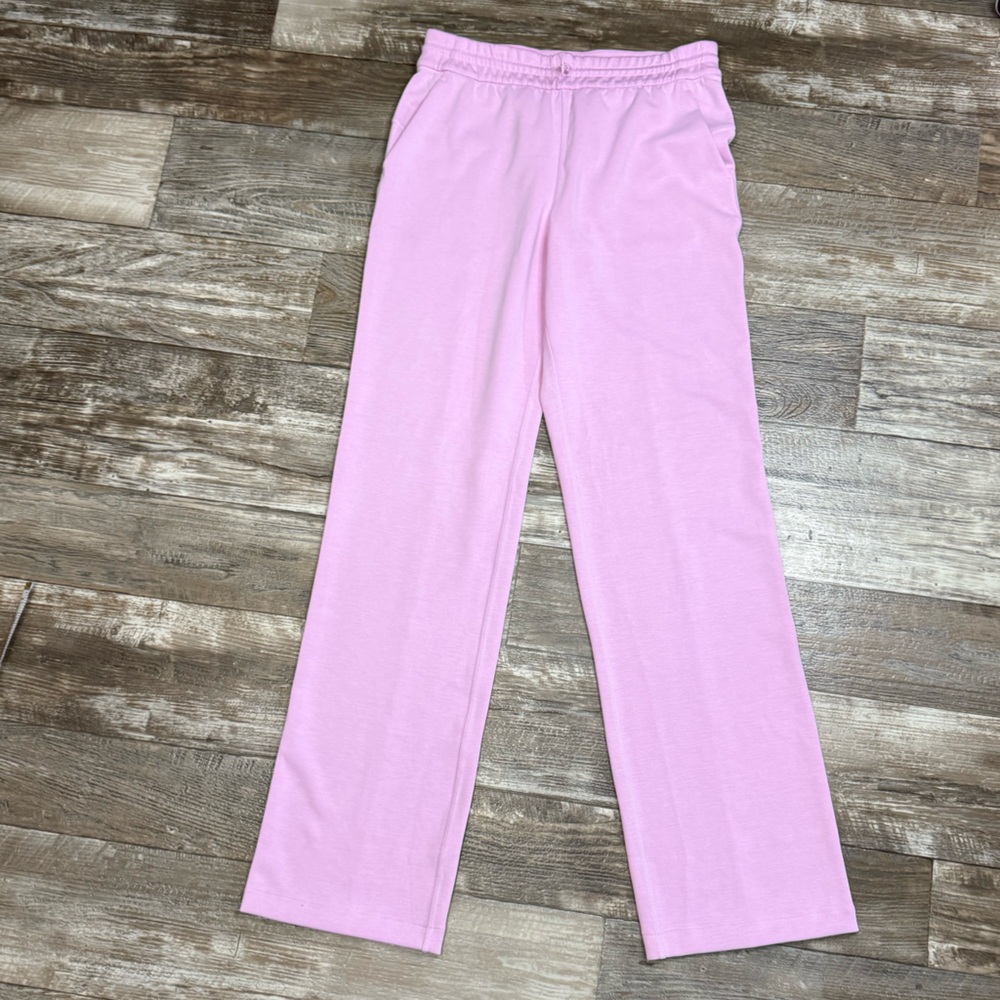 Lululemon New Softstreme High-Rise Pant
Tall Size 8 - Picture 2 of 7